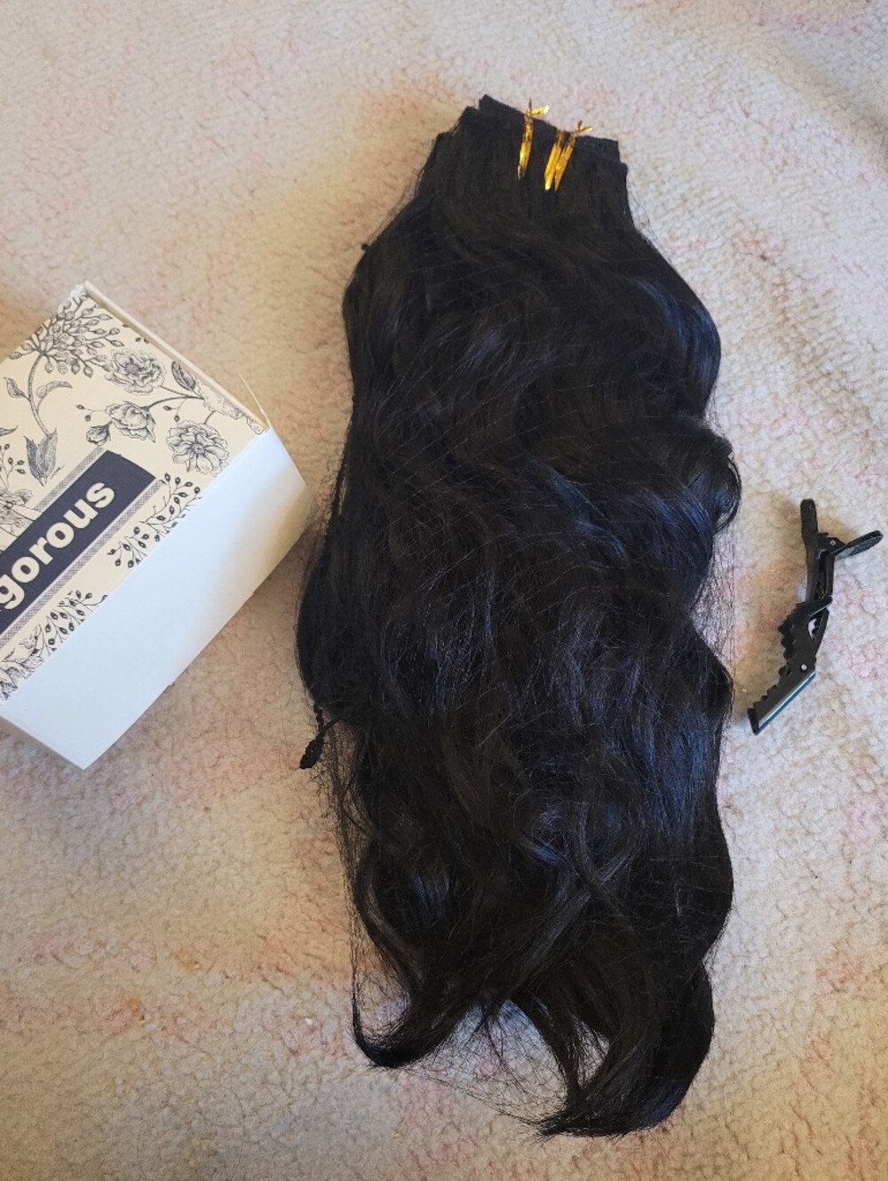 Vigorous Clip-In Wavy Hair Extensions - Black 18"